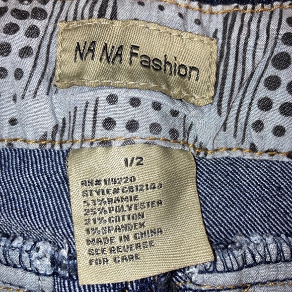 2000’S SHORTS NANA FASHION SHORTS W27” DARK WASH - Picture 3 of 5